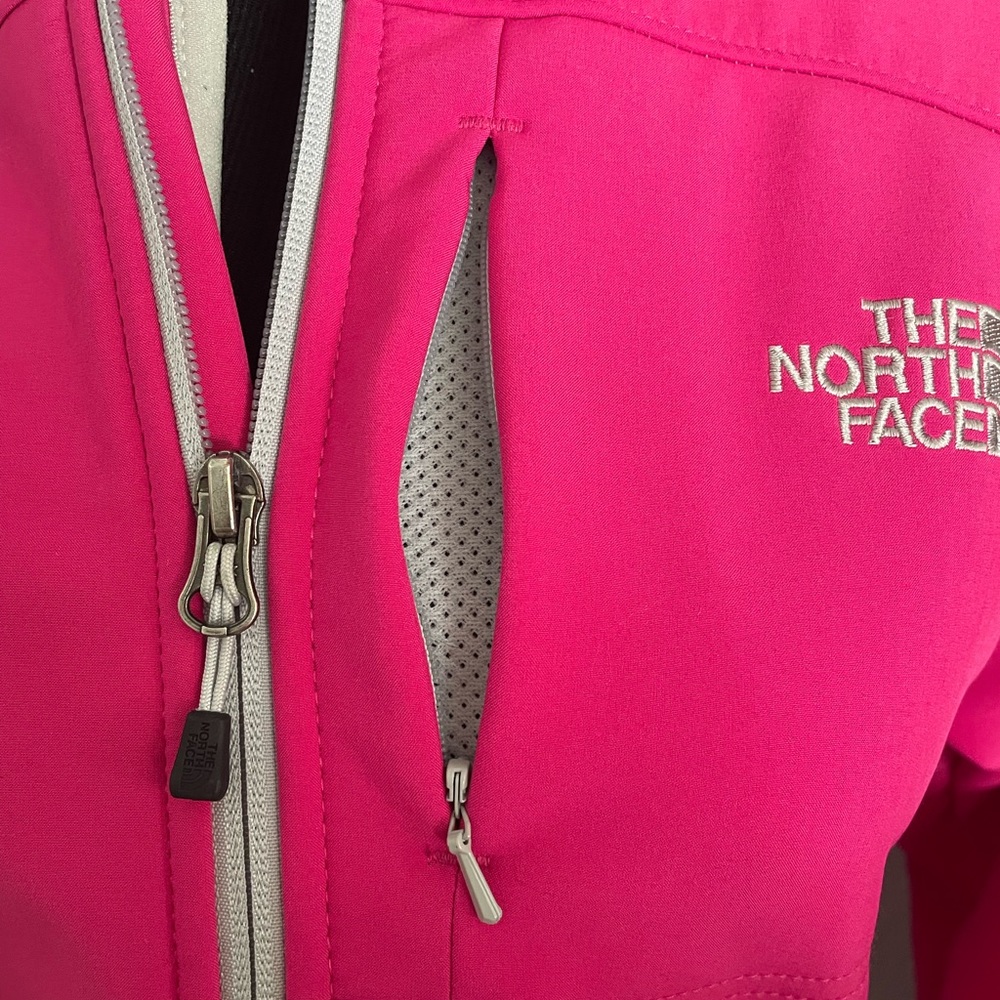 North Face Women’s Shell Jacket - image 3